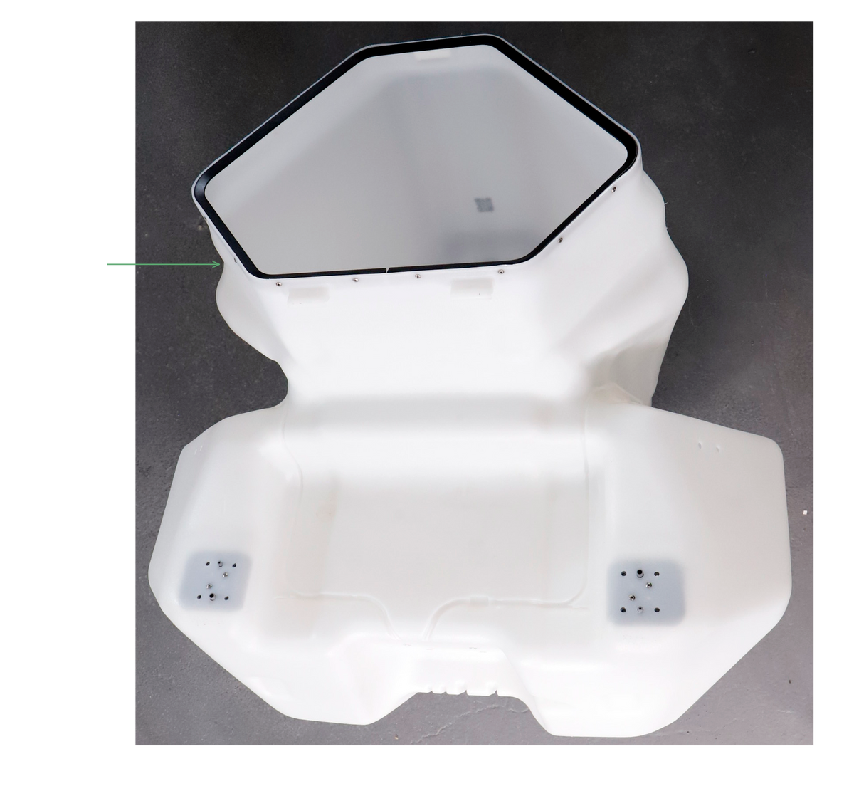 T100 Spreader Tank